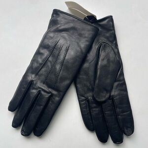 new Isotoner Classic Black Leather Gloves medium